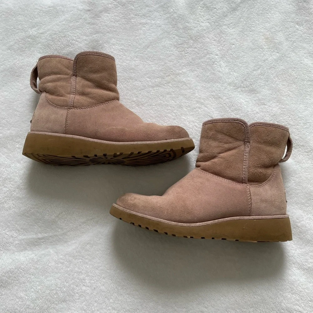 Ugg Light Pink Wedged Short Booties